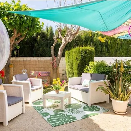 Chez Moi Orange * إل كامبيلو